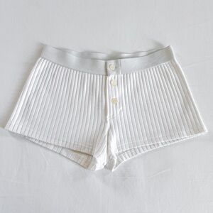 Brandy Melville Thick Ribbed Boy Short | White | One Size (Fits XS) | GUC